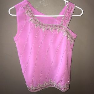 Formal full length skirt, top, long sheet scarf.